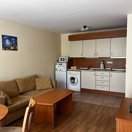 Gt Green Fort Beach Apartments Slăntjev Brjag Exteriör bild