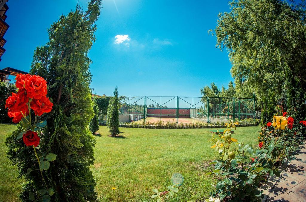 Gt Green Fort Beach Apartments Slăntjev Brjag Exteriör bild