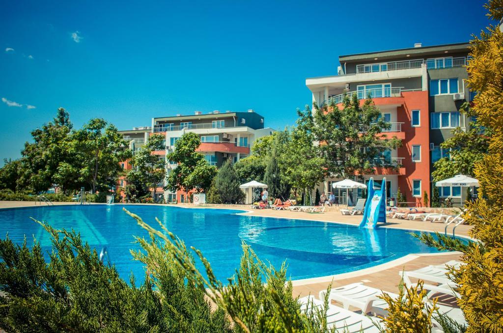 Gt Green Fort Beach Apartments Slăntjev Brjag Exteriör bild