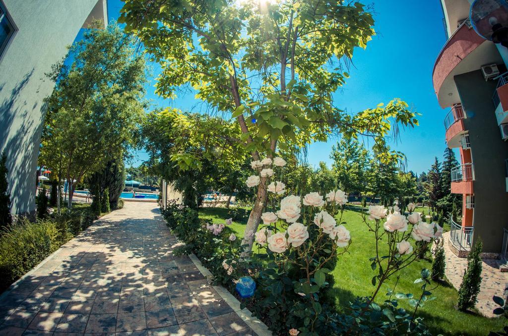 Gt Green Fort Beach Apartments Slăntjev Brjag Exteriör bild