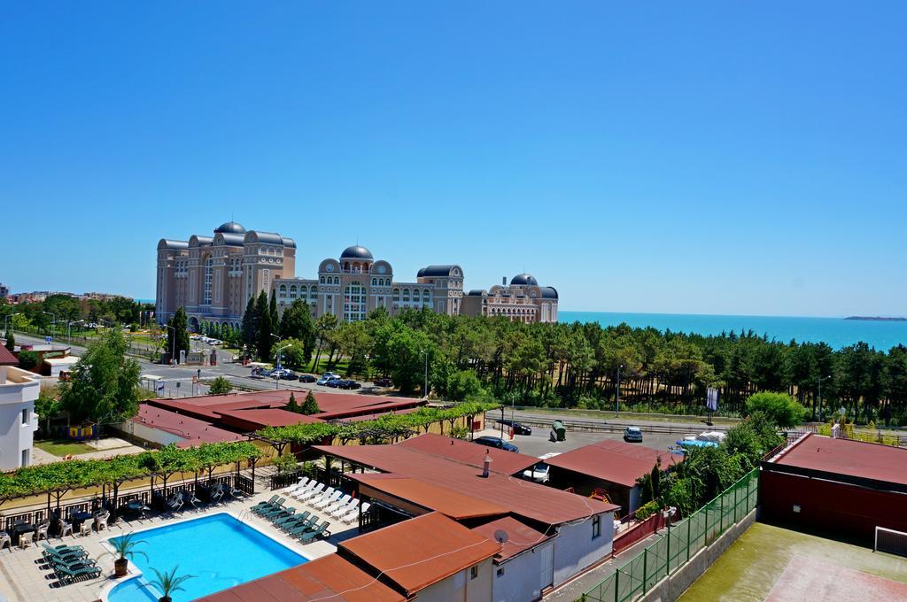 Gt Green Fort Beach Apartments Slăntjev Brjag Exteriör bild