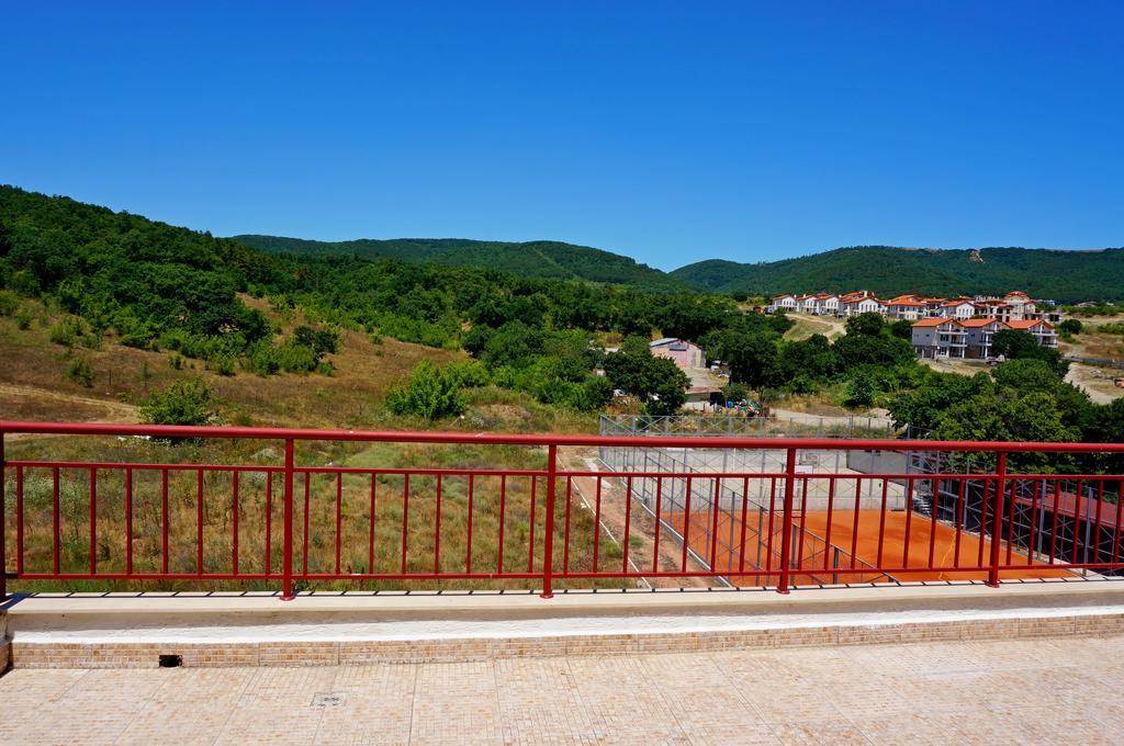 Gt Green Fort Beach Apartments Slăntjev Brjag Exteriör bild