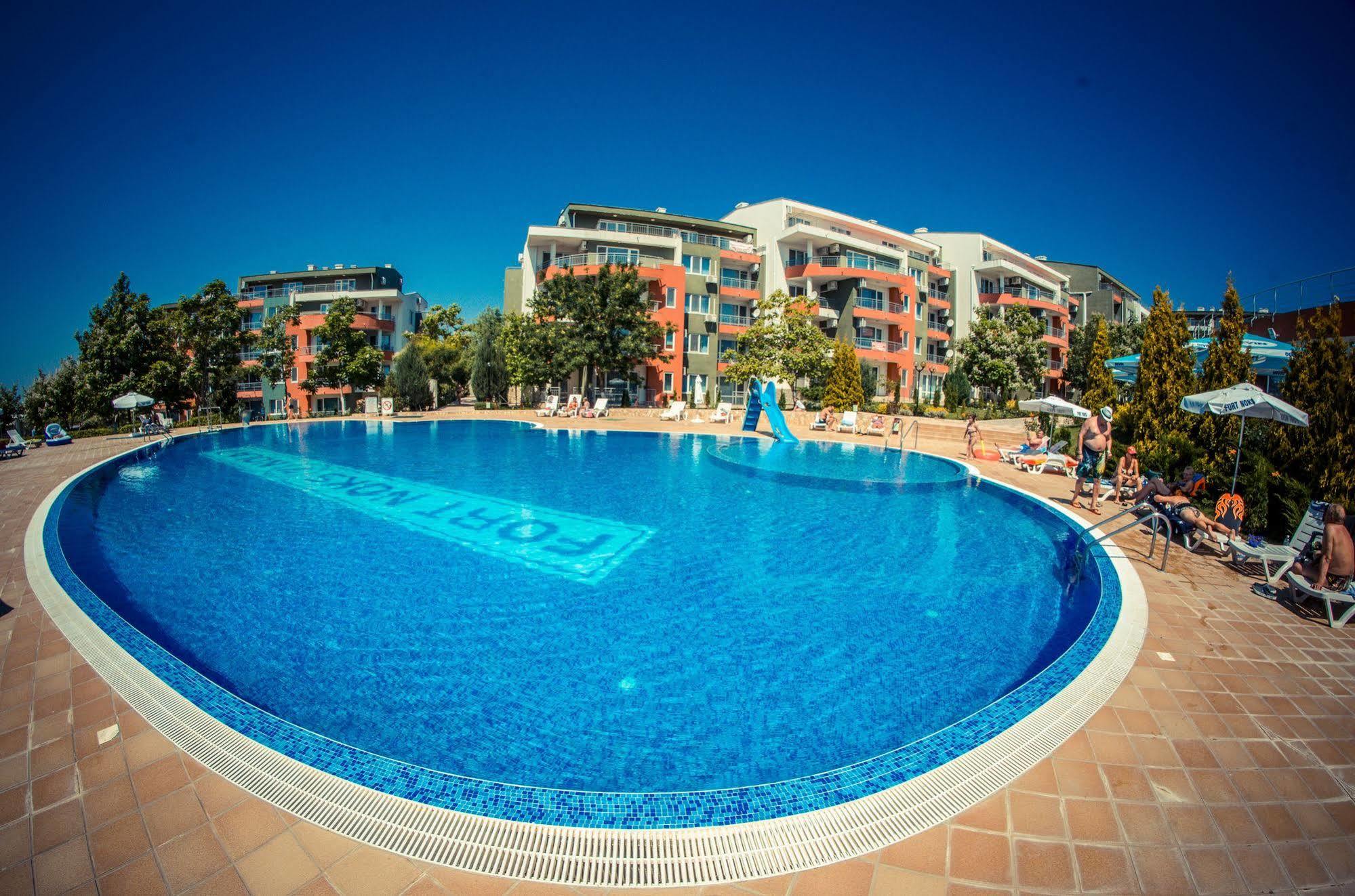 Gt Green Fort Beach Apartments Slăntjev Brjag Exteriör bild