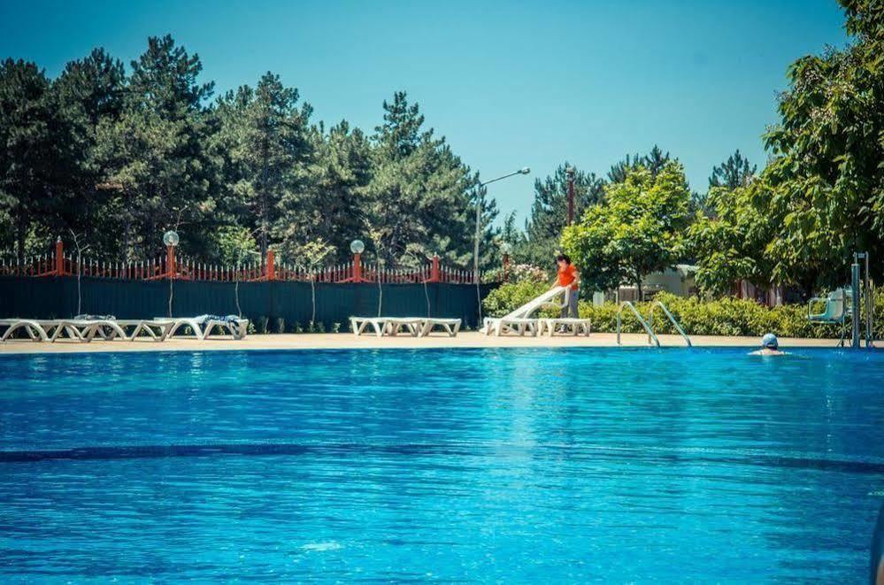 Gt Green Fort Beach Apartments Slăntjev Brjag Exteriör bild